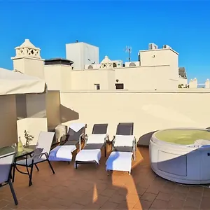 luxury-penthouse-with-ocean-views-private-jacuzzi.1costadelsol.com/
